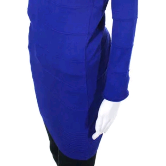 Hearts and Crush cold shoulder dress - Picture 4 of 8